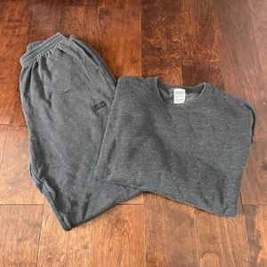 Victoria’s Secret PINK Grey Sweatpants and Crewneck Matching Set